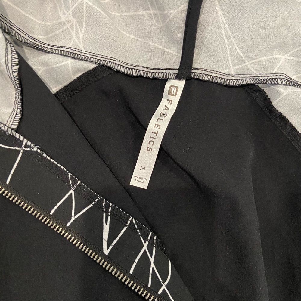 Fabletics Jaie Transitional Windbreaker. Hooded. - image 7